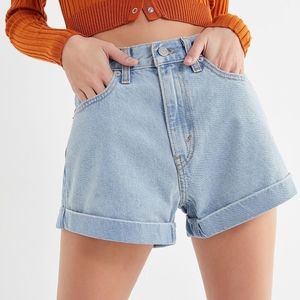 Levi's Mom Shorts Hi Waisted Rise Waist Jean Denim